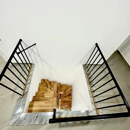 Green Hause Apartment *