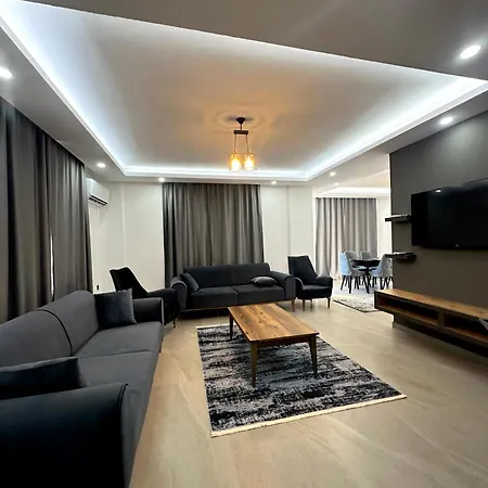 Green Hause Apartment *