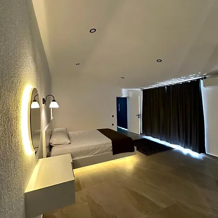 Green Hause Apartment *